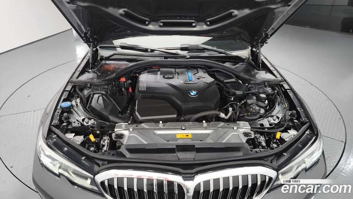 BMW 3-Series 2021 из KR, фото 7
