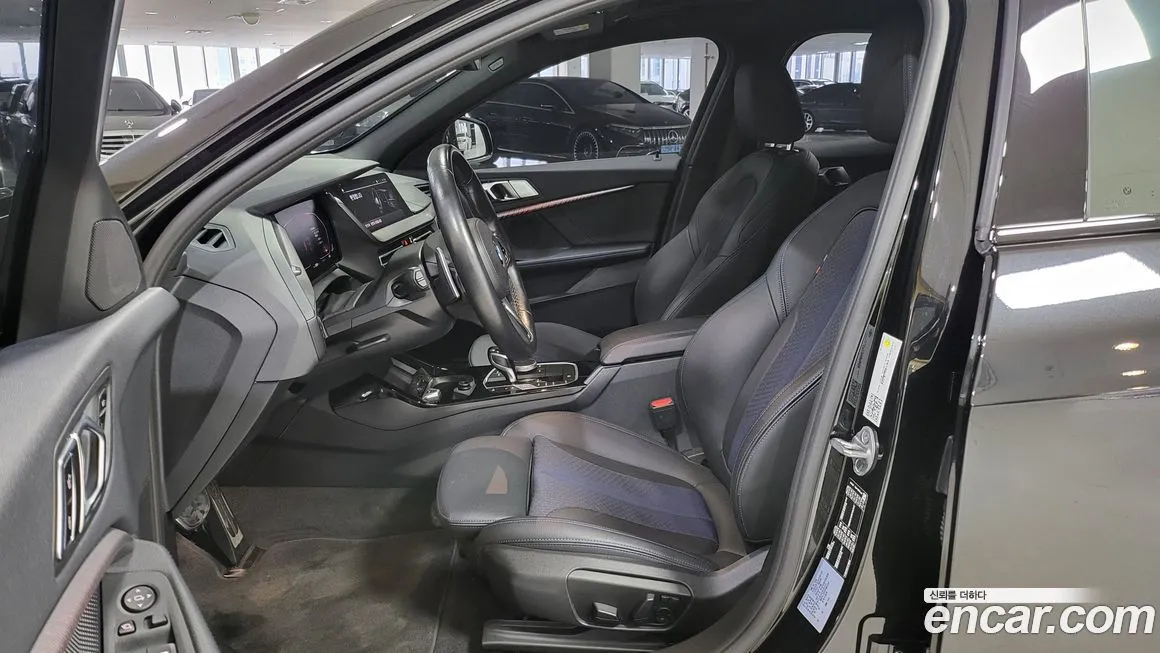 BMW 1-Series 2023 из KR, фото 10