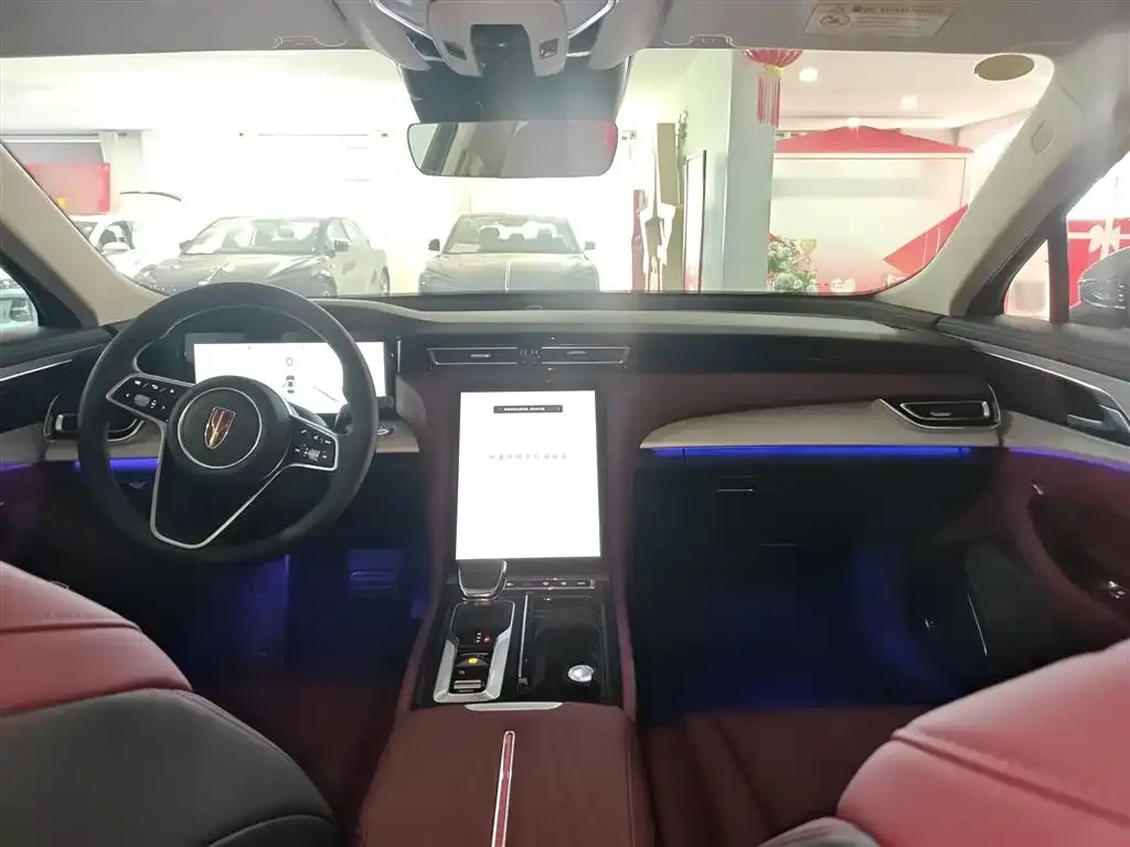 Hongqi H5 PHEV 2025 из CN, фото 10