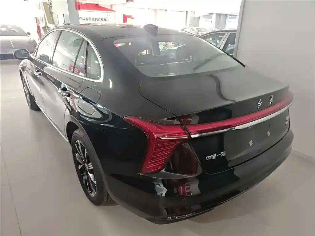 Hongqi H5 PHEV 2025 из CN, фото 3