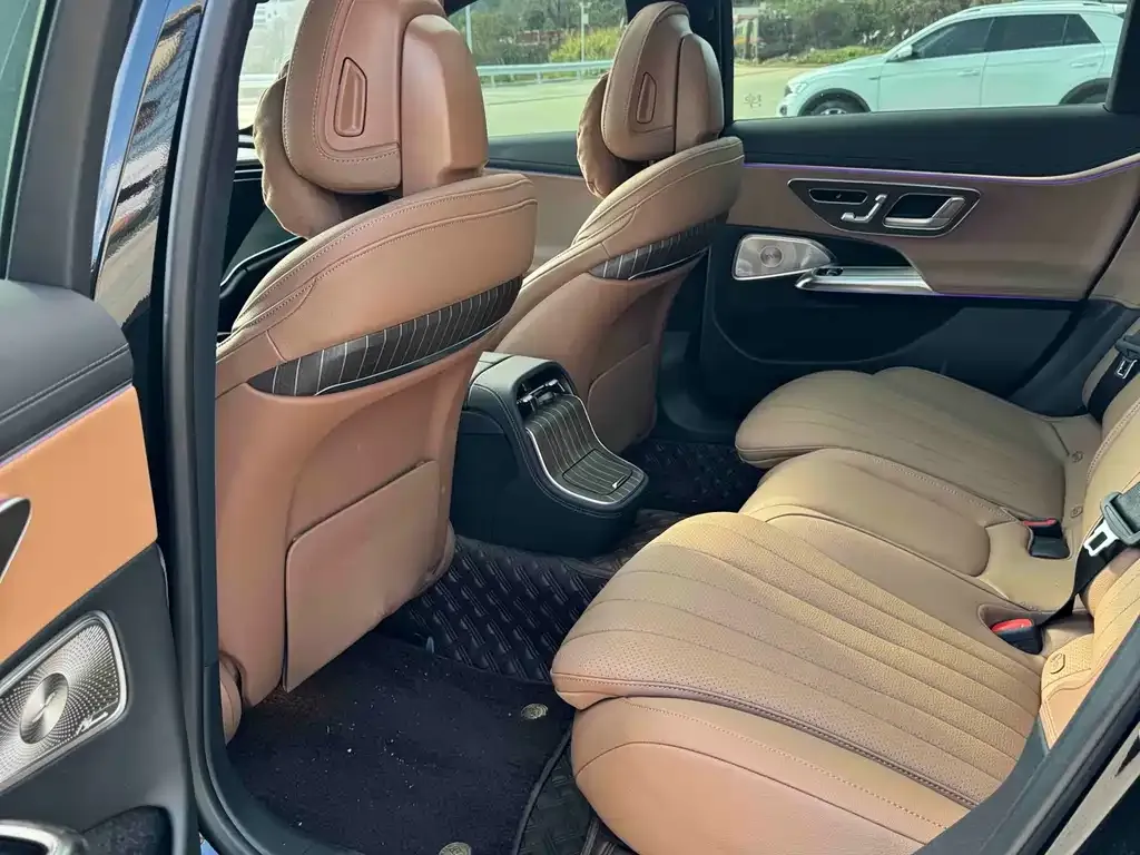 Mercedes-Benz E-Class 2024 из CN, фото 6