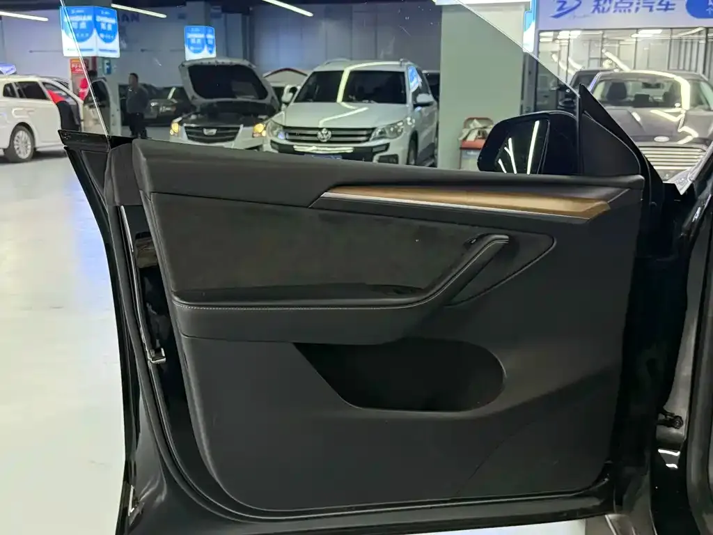 Tesla Model Y 2022 из CN, фото 4