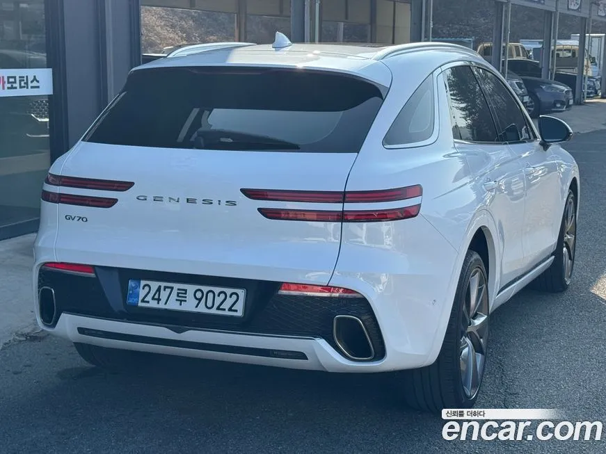 Genesis GV70 2024 из KR, фото 4