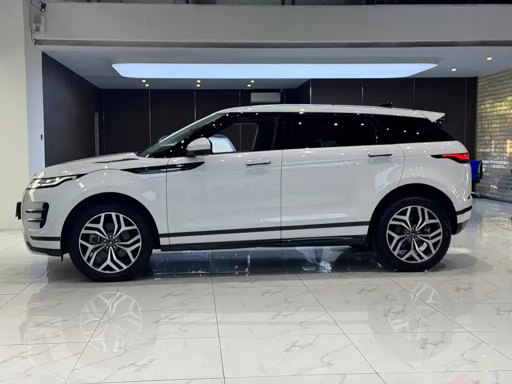 Land Rover Evoque 2023 из CN, фото 9