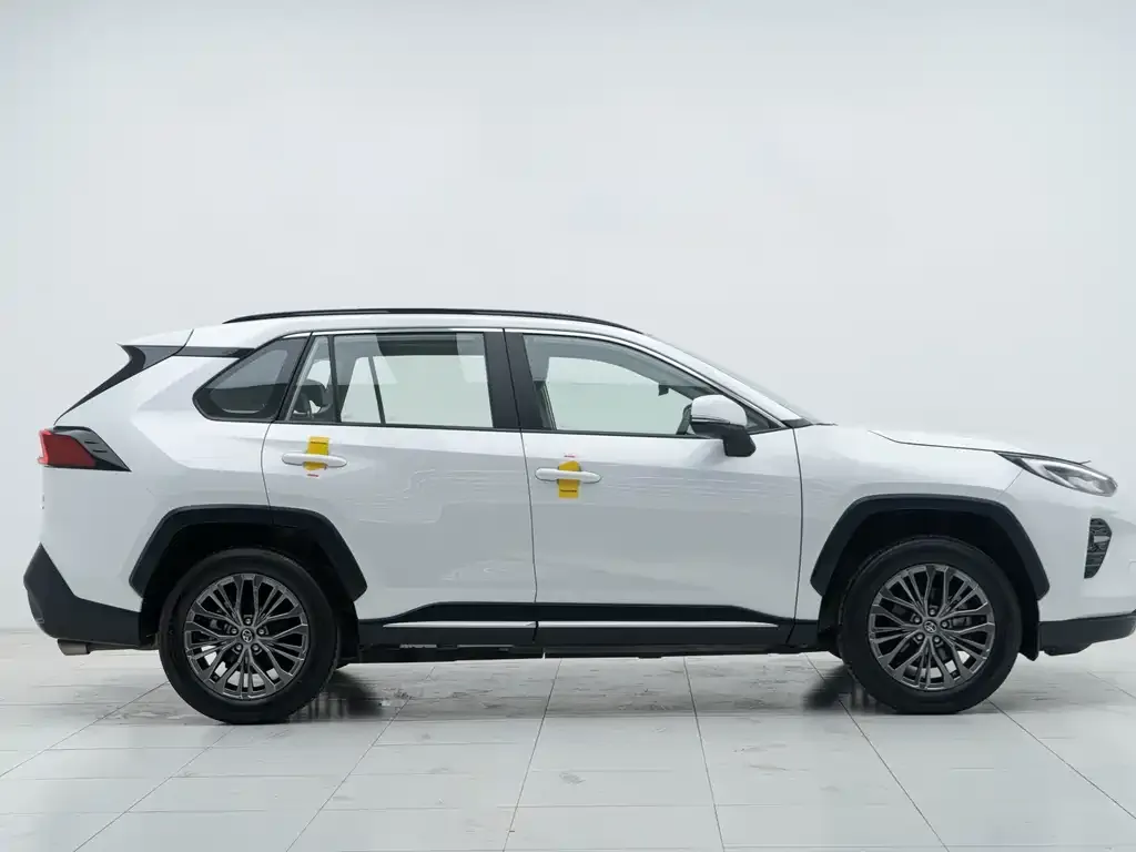 Toyota Wildlander 2023 из CN, фото 9
