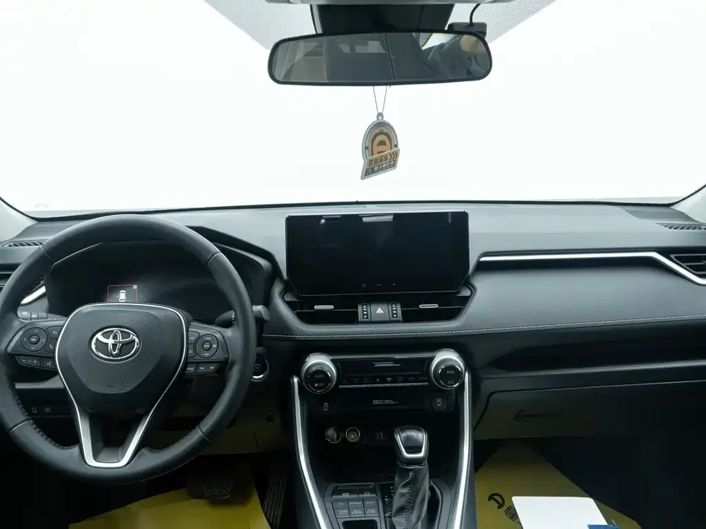 Toyota Wildlander 2023 из CN, фото 3