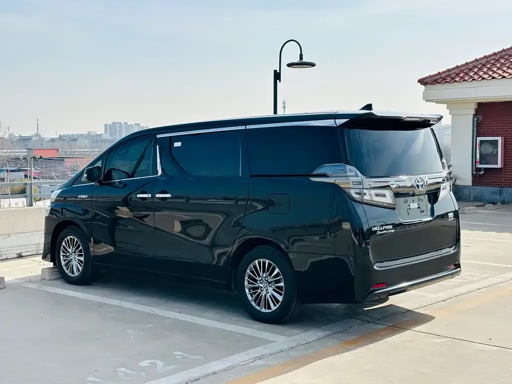 Toyota Vellfire 2021 из CN, фото 2