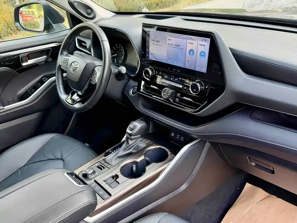 Toyota Highlander 2023 из CN, фото 8