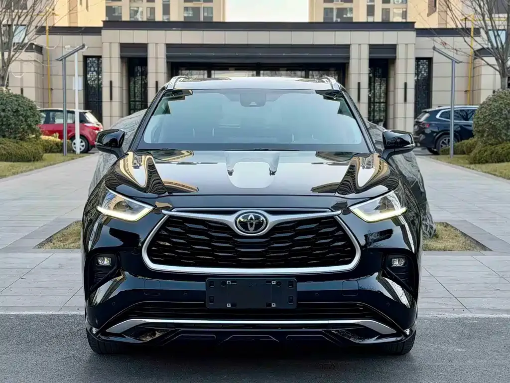Toyota Highlander 2023 из CN, фото 5