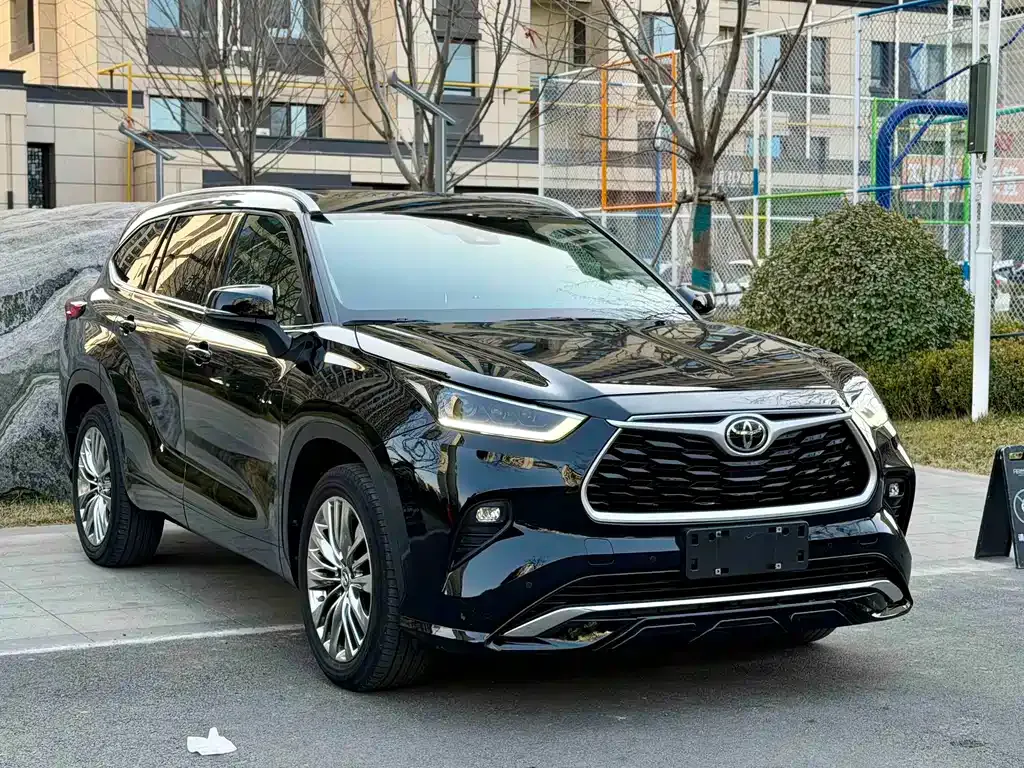 Toyota Highlander 2023 из CN, фото 9