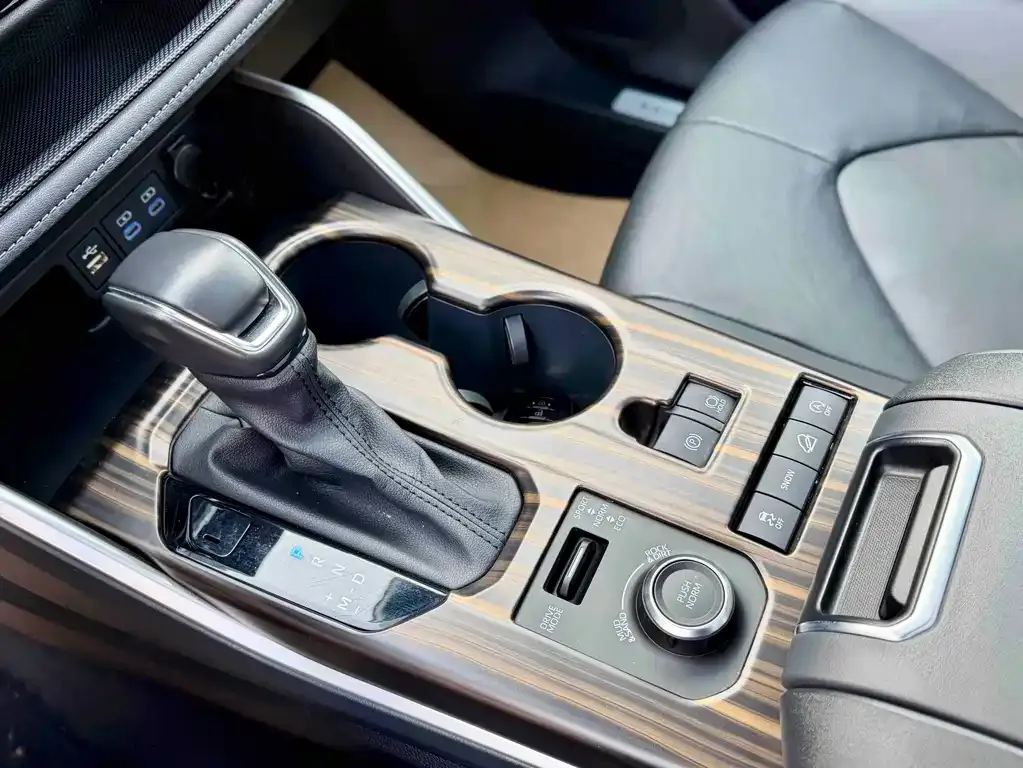 Toyota Highlander 2023 из CN, фото 4
