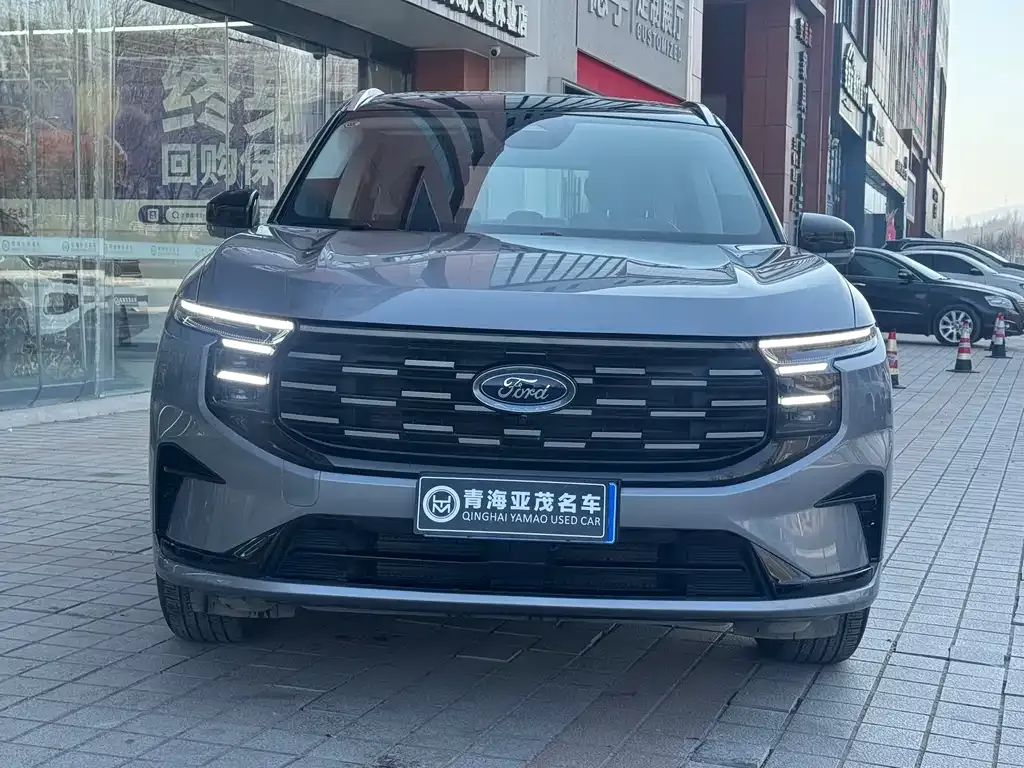 Ford Edge — фото 3
