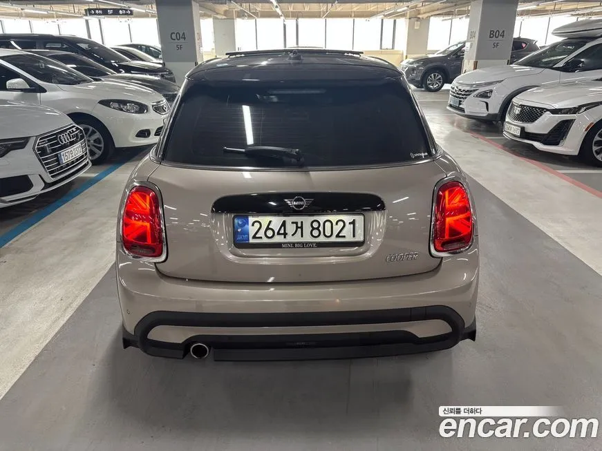 Mini Cooper 2022 из KR, фото 2