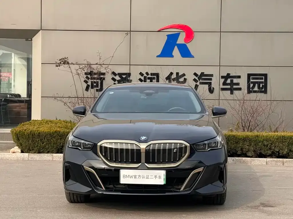 BMW i5 2025 из CN, фото 2