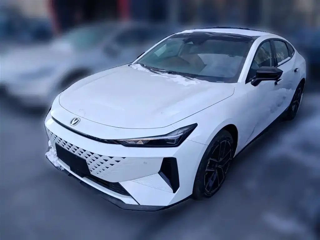 Changan UNI-V iDD 2026 из CN, фото 1