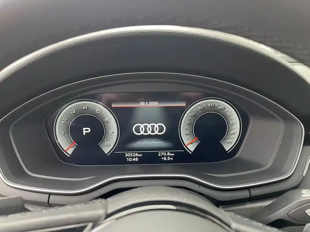 Audi A4L 2023 из CN, фото 4