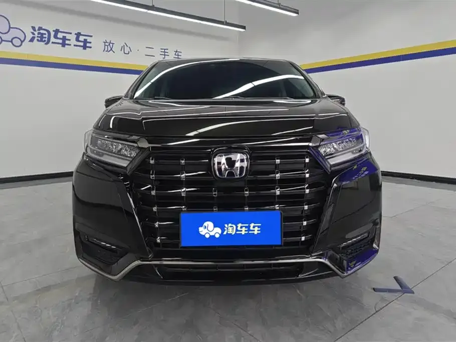 Honda Elysion 2023 из CN, фото 5