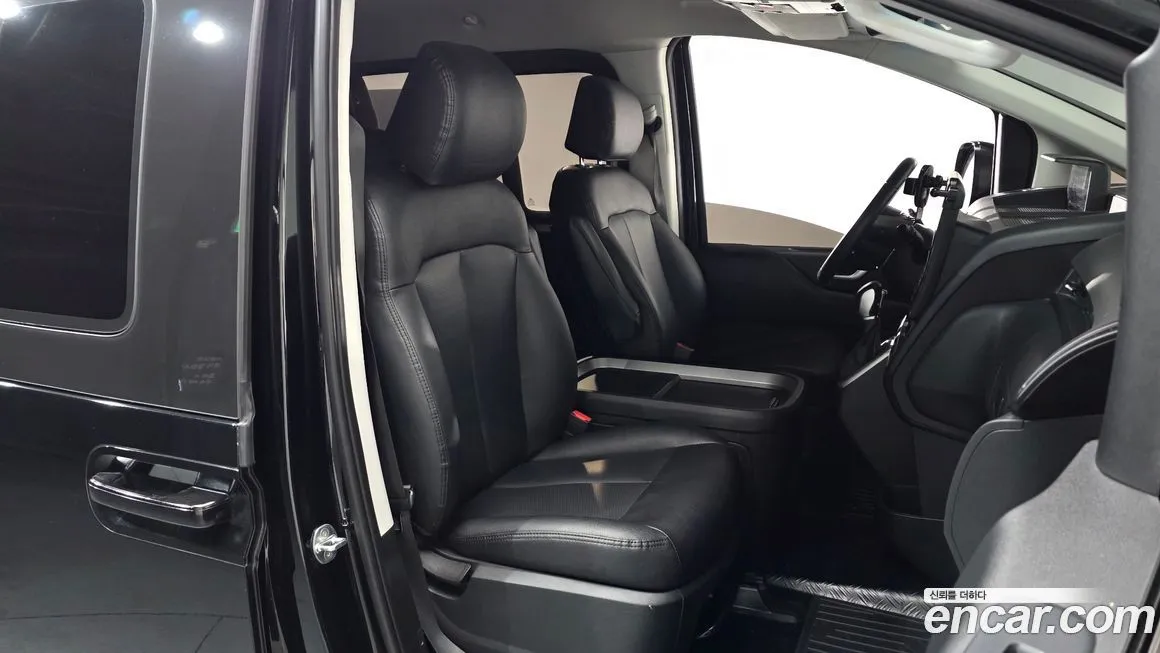 Hyundai Staria 2022 из KR, фото 9