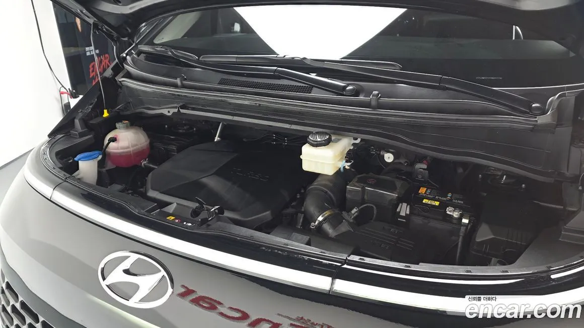 Hyundai Staria 2022 из KR, фото 2