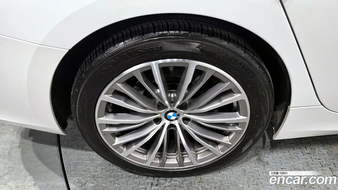 BMW 3-Series 2021 из KR, фото 5