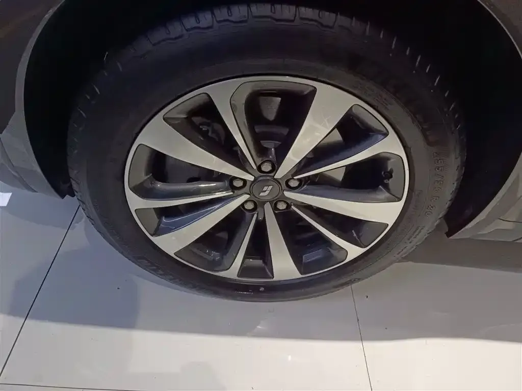 Li Auto ONE 2022 из CN, фото 3