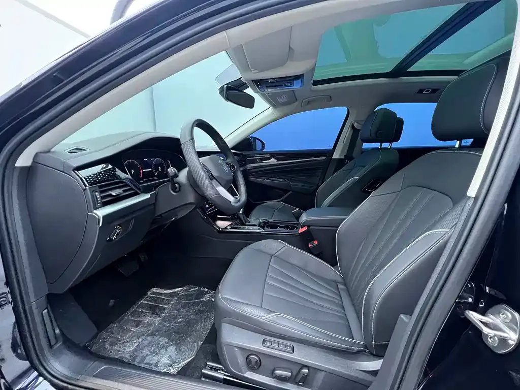 Volkswagen Passat 2024 из CN, фото 7