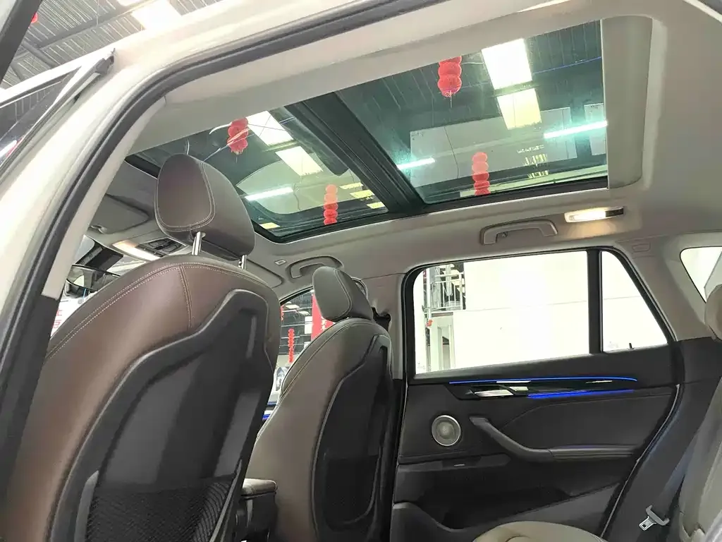 BMW X1 2021 из CN, фото 7