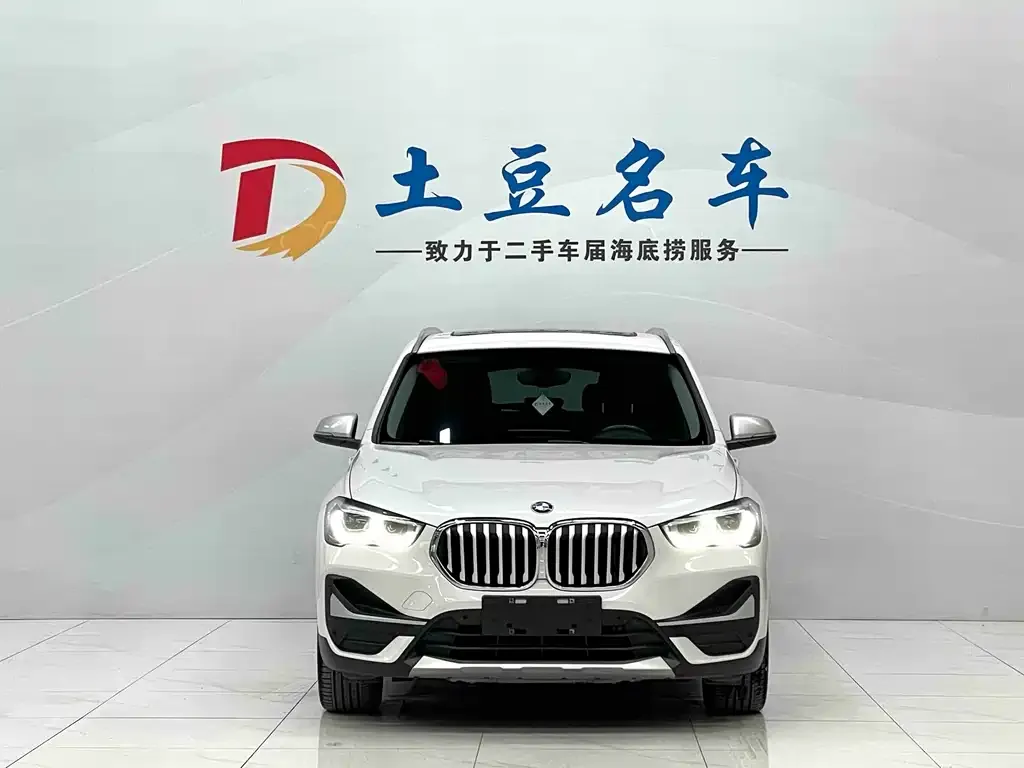 BMW X1 2021 из CN, фото 3