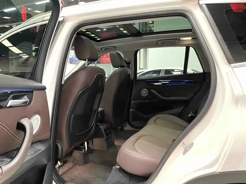 BMW X1 2021 из CN, фото 5