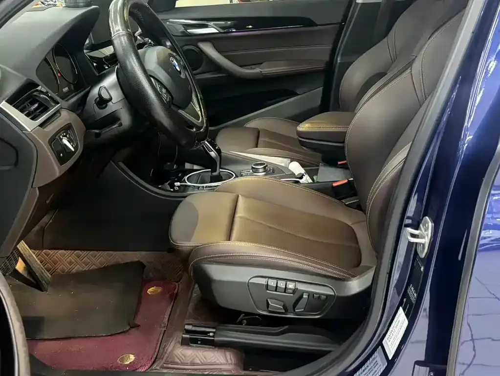 BMW X1 2021 из CN, фото 3