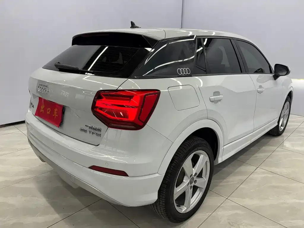 Audi Q2L 2021 из CN, фото 4