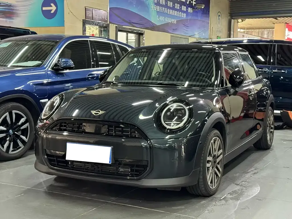 MINI Cooper (3-door) 2025 из CN, фото 1