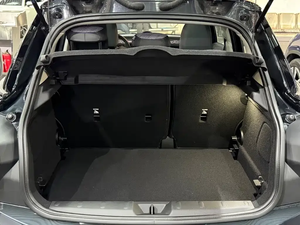 MINI Cooper (3-door) 2025 из CN, фото 6