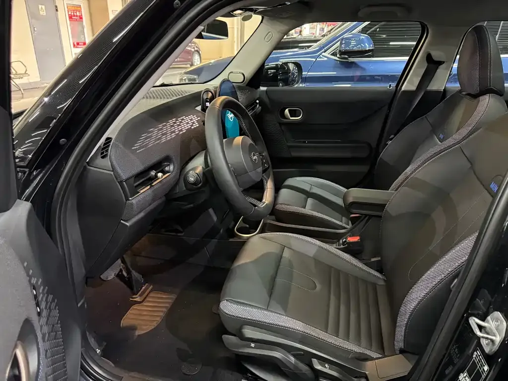 MINI Cooper (3-door) 2025 из CN, фото 3