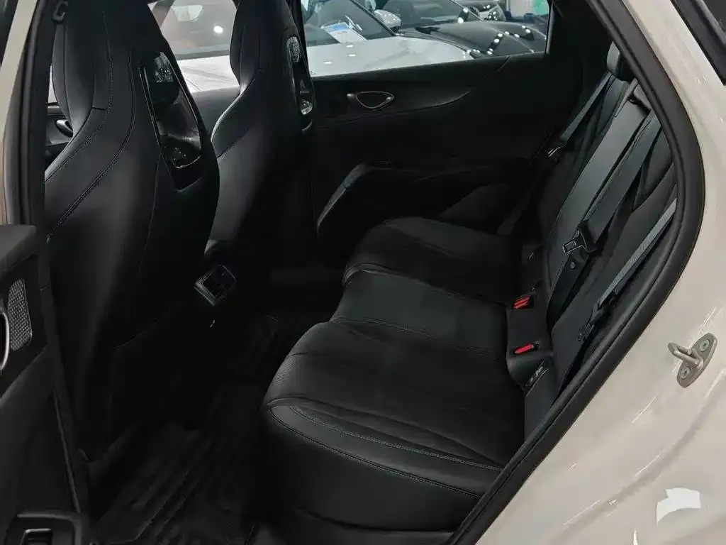 BYD Seal 06 — фото 8