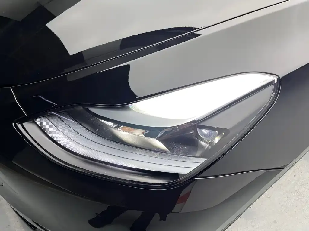 Tesla Model Y 2023 из CN, фото 10
