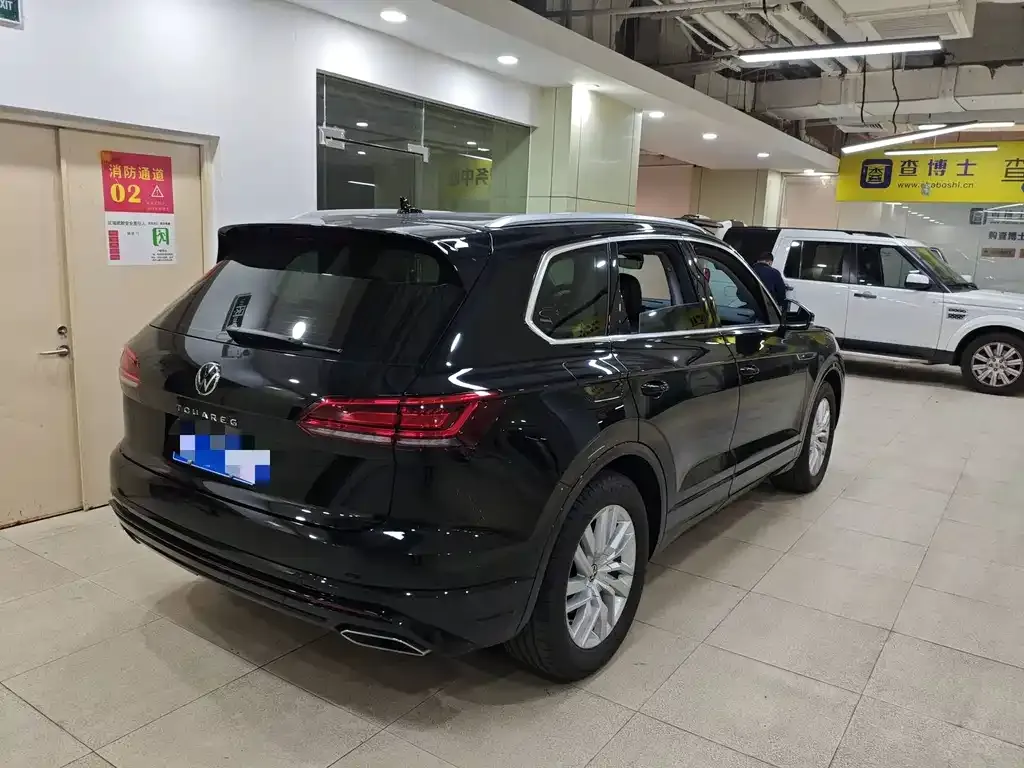 Volkswagen Touareg 2023 из CN, фото 6