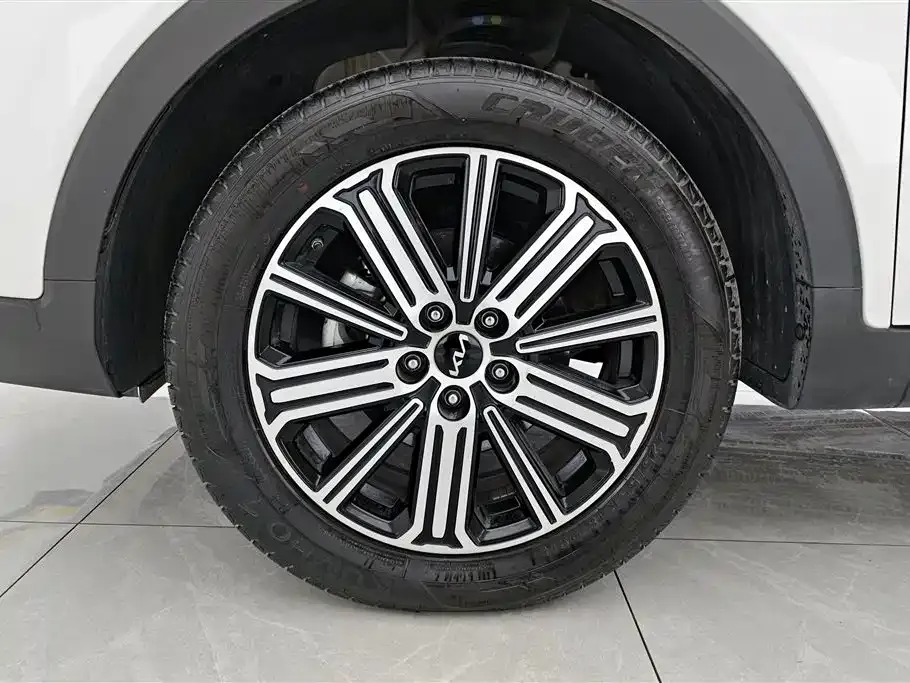 Kia Sportage 2023 из CN, фото 8