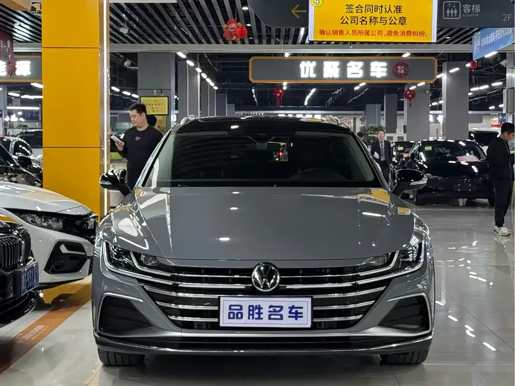 Volkswagen CC 2022 из CN, фото 2