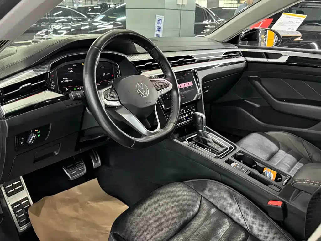 Volkswagen CC 2022 из CN, фото 8