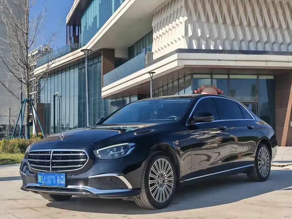 Mercedes-Benz E-Class 2023 из CN, фото 1