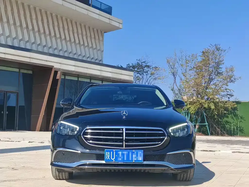 Mercedes-Benz E-Class 2023 из CN, фото 5