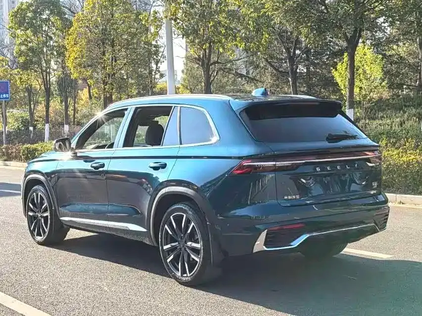 Geely Xingyue L — фото 4
