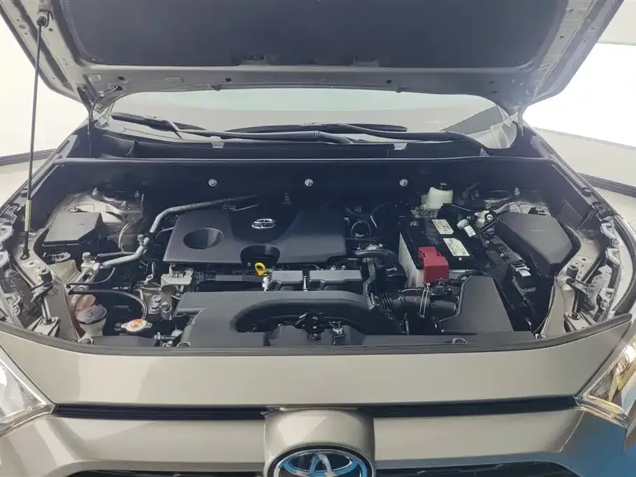 Toyota RAV4 2021 из CN, фото 9