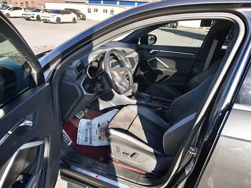 Audi Q3 2022 из CN, фото 5