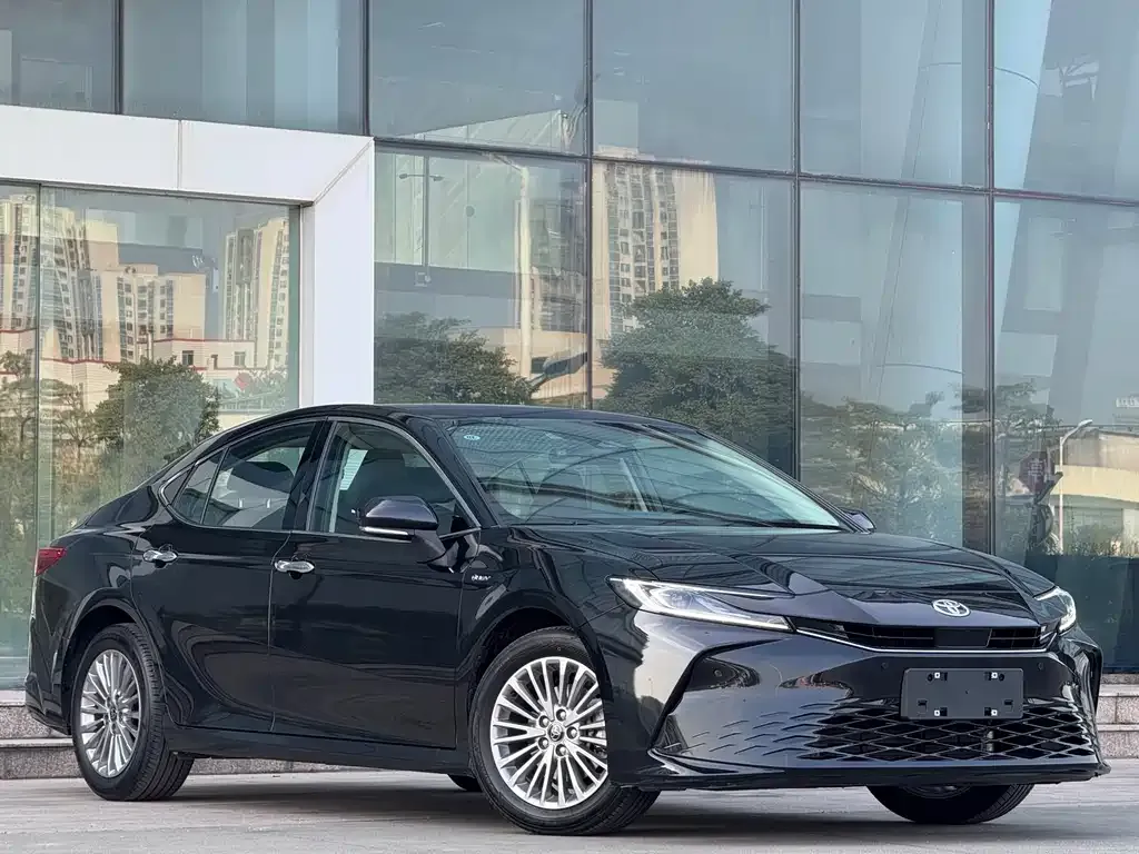 Toyota Camry 2025 из CN, фото 7