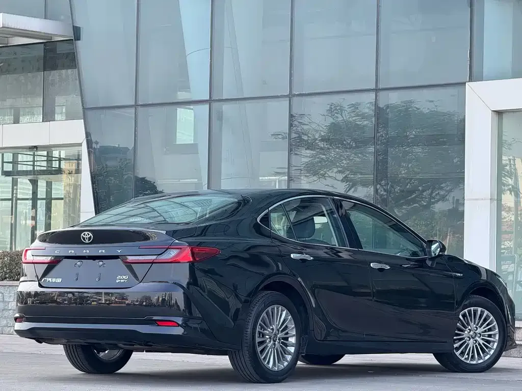 Toyota Camry 2025 из CN, фото 6