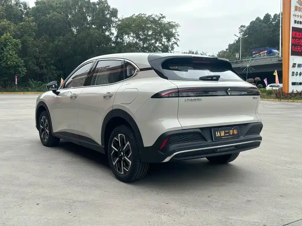 Baojun E6 2025 из CN, фото 4