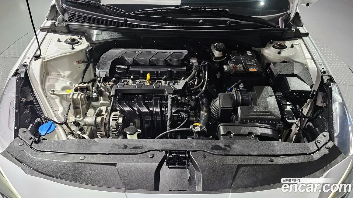 Hyundai AVANTE 2022 из KR, фото 8