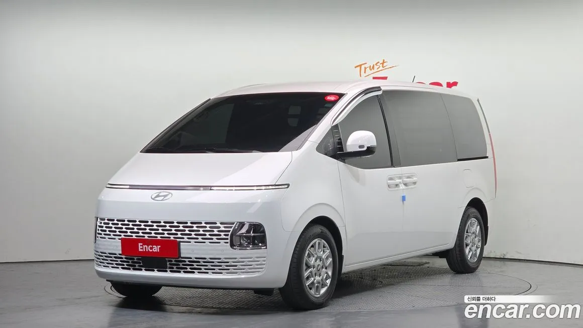 Hyundai Staria 2025 из KR, фото 1